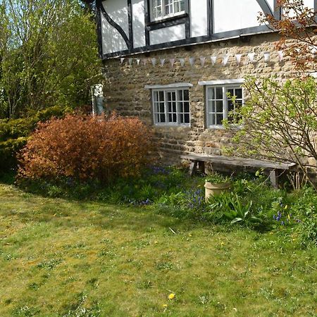 BohemianBreezeBreaks Bed and Breakfast Thornton Dale Buitenkant foto